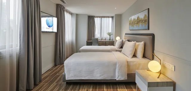 Plus, Superior, Twin Beds، J-Hotel By Dorsett 1/4