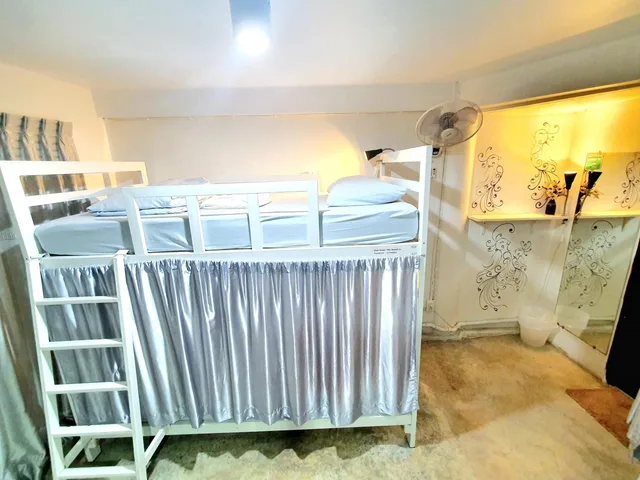 سكن مشترك بستة أسرّة للنساء بحمام مشترك، Hostel 16 5/5