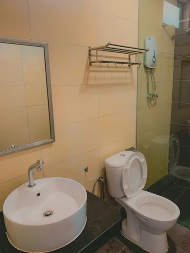 Super, Deluxe، Amzar Motel Cenang 2/2