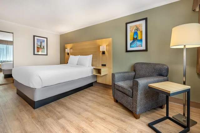 غرفة قياسية بسرير كوين، Best Western Plus Ottawa City Centre 3/7