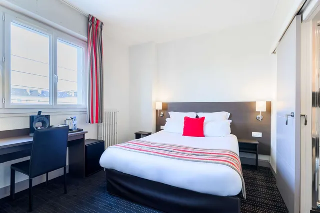 غرفة بسريرين منفصلين، COMFORT HOTEL DE L'EUROPE SAINT NAZAIRE 1/2