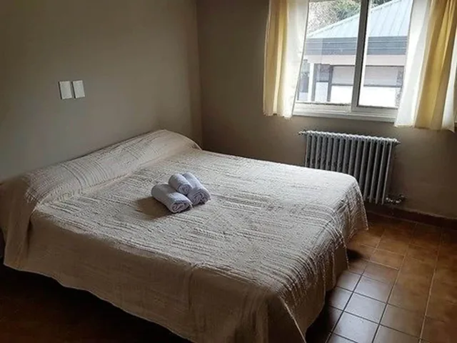 Room, Double Bed, Trip Bariloche Select Hostel 3/6