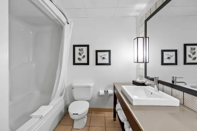 Room, 2 Queen Beds, Country Inn & Suites by Radisson, Aiken South 5/5