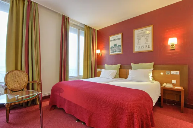 غرفة سوبيريور بسرير كينج، Timhotel Invalides Eiffel 3/8