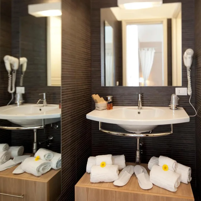 Art Suite، Palazzo Brunaccini 4/7