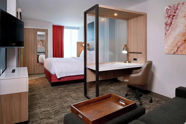 جناح بسرير كينج مع أريكة، Springhill Suites Grand Rapids West 5/5