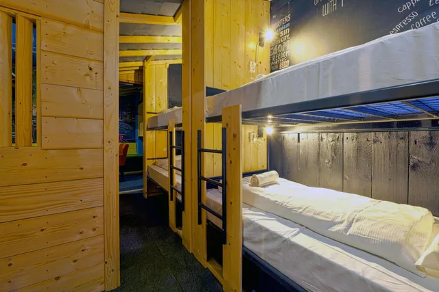 غرفة اقتصادية بأسرّة بطابقين، Amsterdam Teleport Hotel 3/9