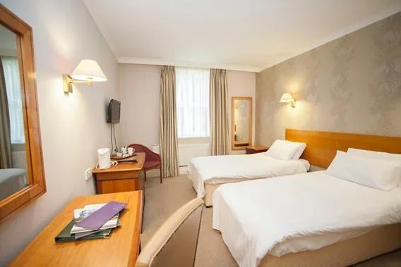 Room, Double Bed, Blackwell Grange 1/5