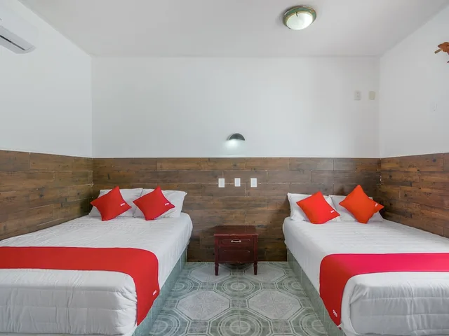 غرفة قياسية بسريرين كوين، OYO Hotel Palma Real 2/5
