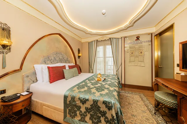 Deluxe Double Room, Romance Istanbul Hotel 3/10