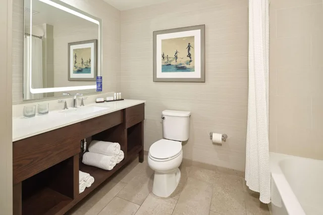 جناح بشرفة بغرفة نوم واحدة، Embassy Suites By Hilton Oahu Kapolei 3/5