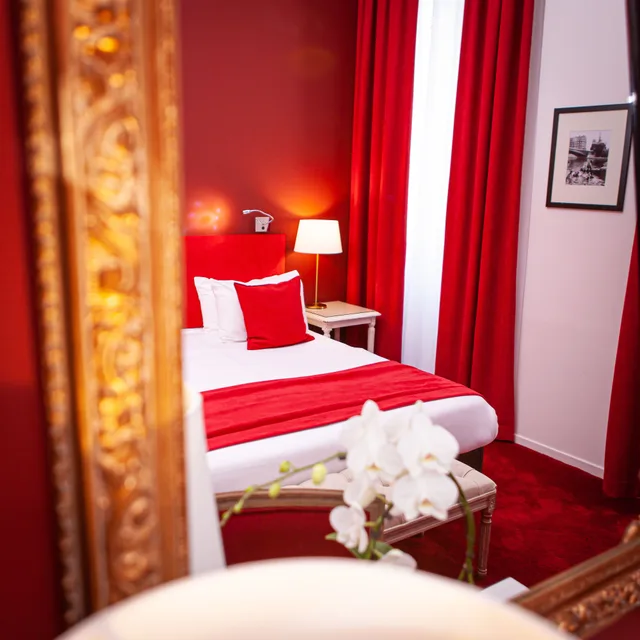 غرفة بريستيج بسريرين منفصلين، Hotel Churchill 3/8