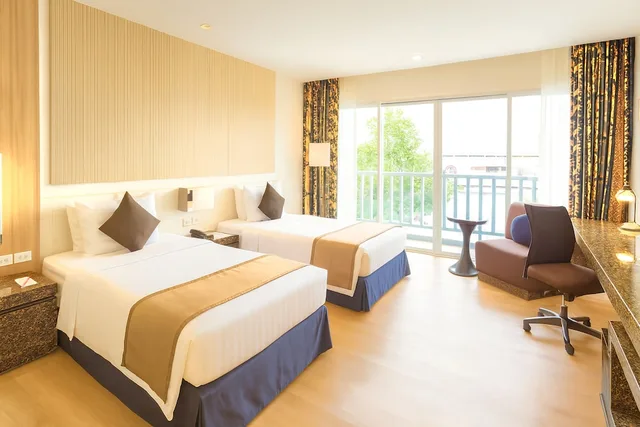 غرفة ديلوكس بسريرين منفصلين بشرفة، Amaranth Suvarnabhumi Hotel 7/20