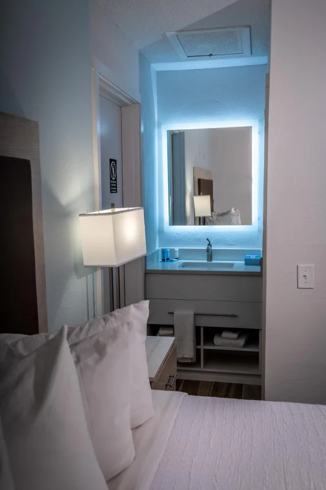Loft, Suite، Park Lane Hotel and Suites 3/4