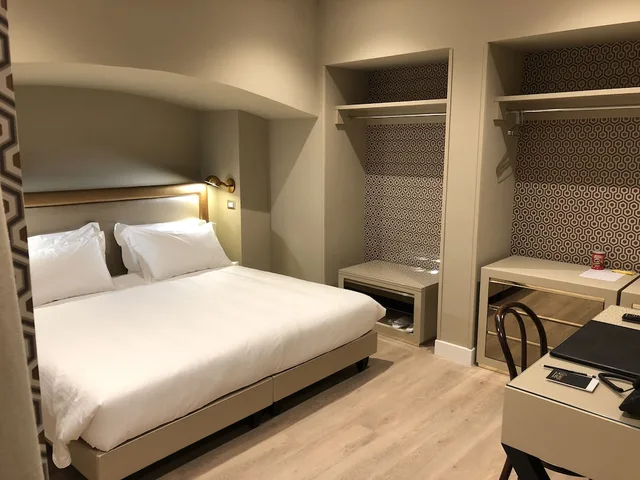 غرفة ديلوكس ثلاثية بغرفة نوم واحدة، Caruso Place Boutique Wellness Suites 1/1