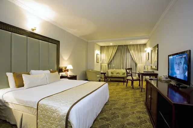 غرفة بريميوم بسرير كينج، Hotel Sarina 2/10