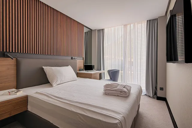 غرفة قياسية بشرفة مفردة بسرير مزدوج، Boutique Hotel Noemia 1/5