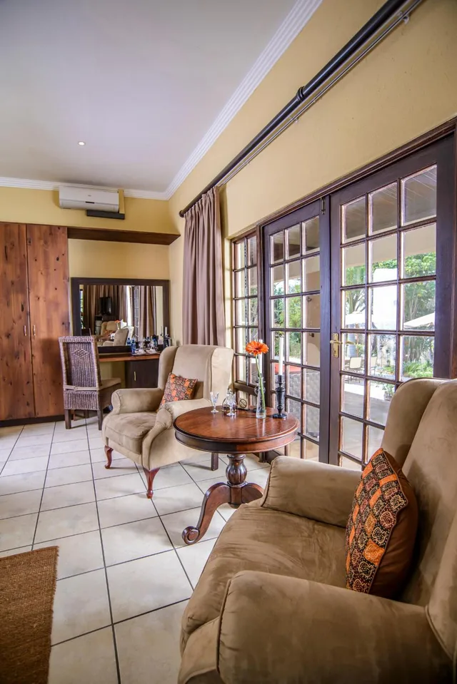 Abangane Guest Lodge، Hlanganani 33/58