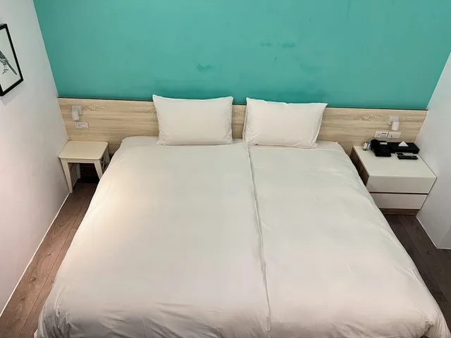 غرفة ديلوكس بسريرين منفصلين بغرفة نوم واحدة، Greenight Hotel 6/9