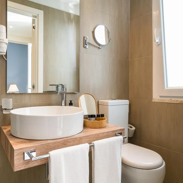 Room, Double or Twin Bed, Lateral Side Sea View، Hotel Rivage Taormina 10/10