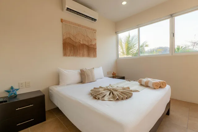 Superior, Suite, Double Bed, Street View، La Playa Departamentos Suite 1/7