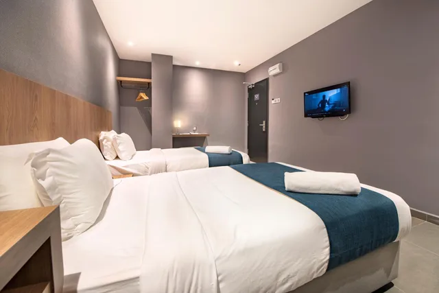 Standard, Twin Beds, No Window، Orange Business Hotel Petaling Jaya 1/8