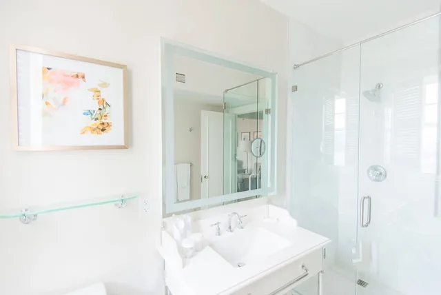 غرفة ركنية بسرير كينج، Warwick Melrose Hotel Dallas 3/3
