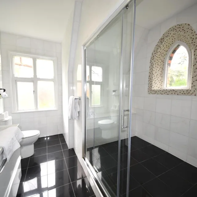 3 Bedrooms, Home، The Elvetham Hotel 5/5