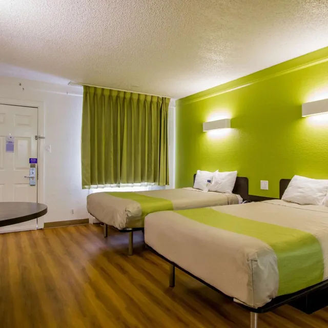 غرفة ديلوكس رباعية، Motel6 Austin, TX - Midtown 5/10