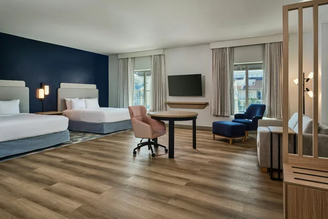 استوديو بسريرين كوين لذوي الإعاقة، Hampton Inn & Suites Destin 5/7