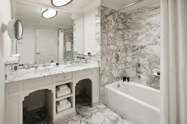 غرفة بسرير مزدوج، The Ritz Carlton San Francisco 1/1