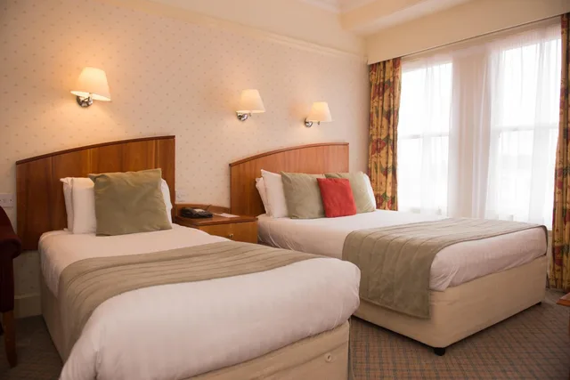 غرفة ثلاثية، Crown And Mitre Hotel Sure Hotel Collection By Best Western 1/4
