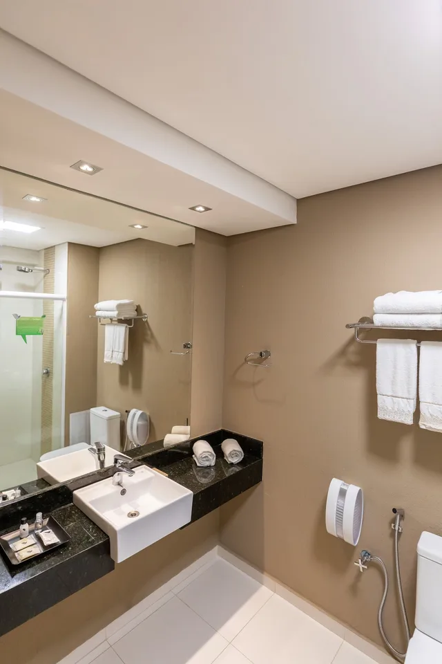 Superior Triple with Three Twin Beds، Viale Tower Hotel 9/10