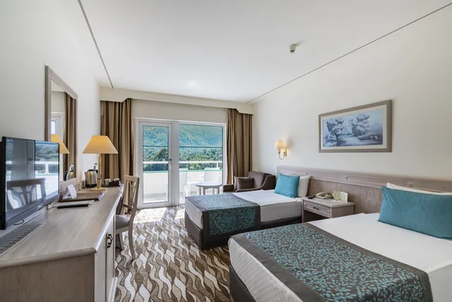 غرفة قياسية بسرير مزدوج بإطلالة على البحر، Kimeros Ma Biche Hotel And Thalasso 8/10