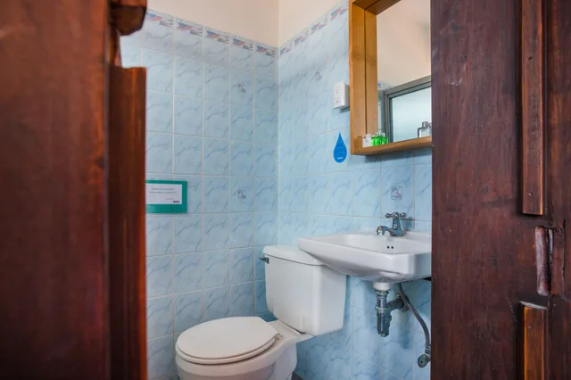 Private, Compact, Double Bed, Shared Bathroom، Socialtel Antigua Guatemala 7/7