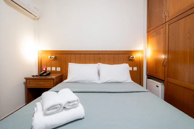 غرفة مفردة بسرير مزدوج، Philippos Hotel 1/9
