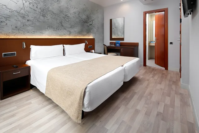 غرفة قياسية مفردة بسرير مزدوج، Hcc Taber Hotel 2/10