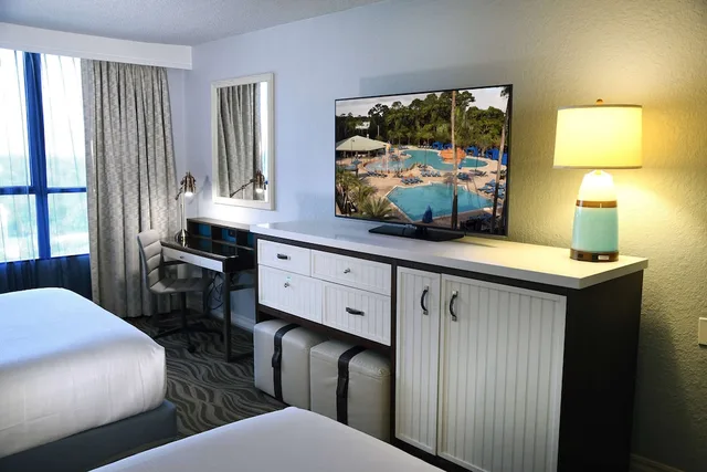 Room, 2 Queen Beds, Disney View, Resort View، Wyndham Lake Buena Vista Disney Springs Resort Area 3/3