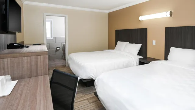 غرفة بسريرين كوين، Sea Rock Inn - Long Beach 2/10