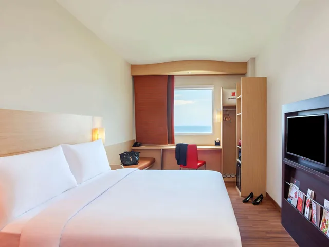 غرفة سوبيريور بسريرين منفصلين، Ibis Manado City Center Boulevard 1/10
