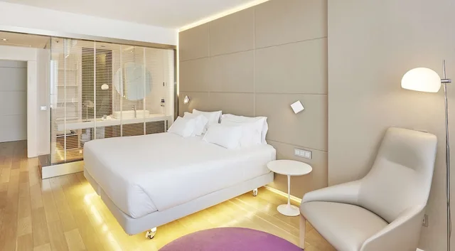 غرفة سوبيريور مع سرير إضافي بإطلالة، NH Collection Madrid Eurobuilding 3/6