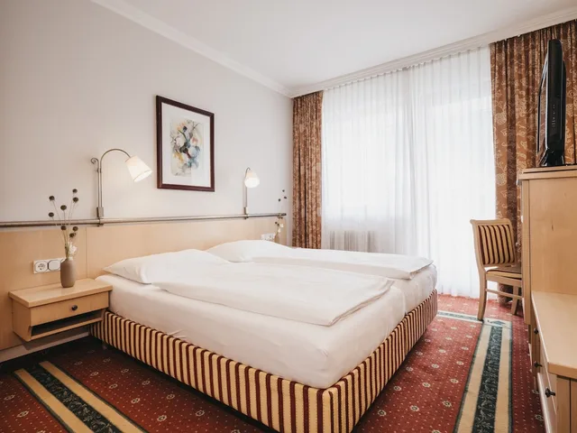 غرفة كومفورت ثلاثية مع أريكة، SPORTHOTEL ROYER 1/4
