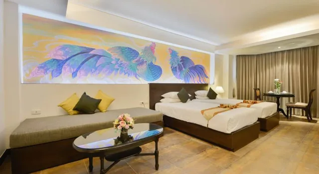 Deluxe, The Grand Sathorn 1/5