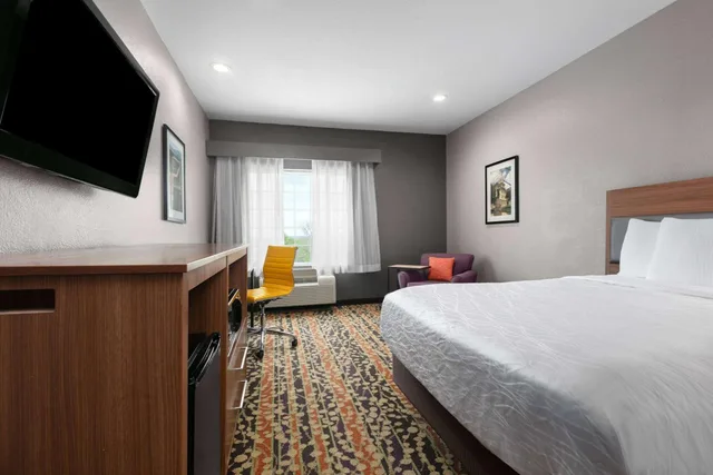غرفة بسرير كوين لذوي الإعاقة، La Quinta Inn Suites Belton Temple South 2/4