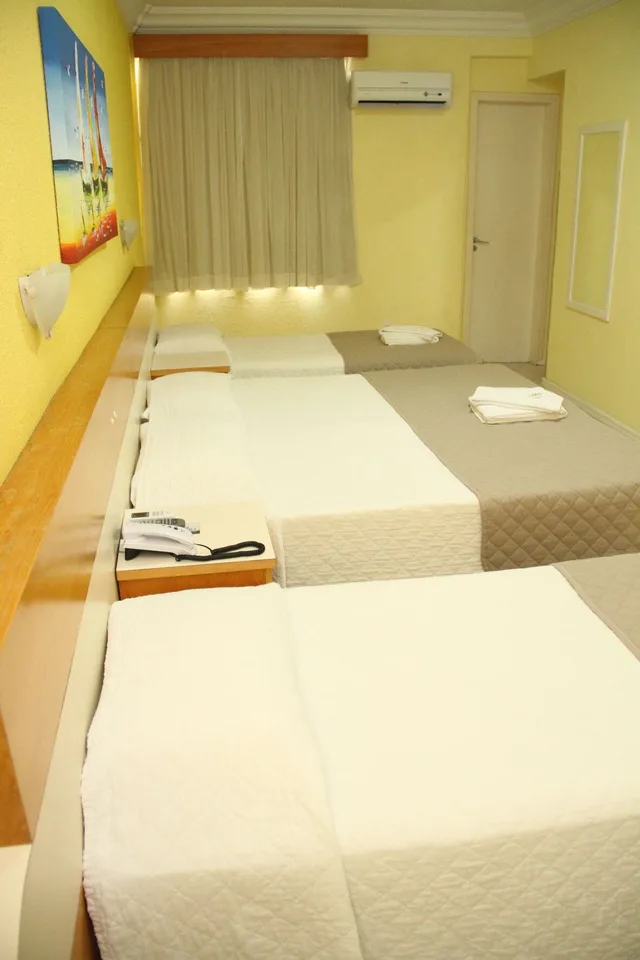 غرفة قياسية رباعية، Hotel Italia 6/7