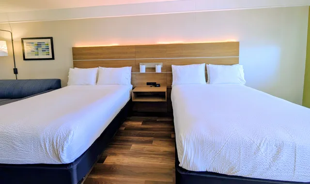 جناح ديلوكس لذوي الإعاقة، Holiday Inn Express Hotel And Suites Galveston West Seawall 2/2