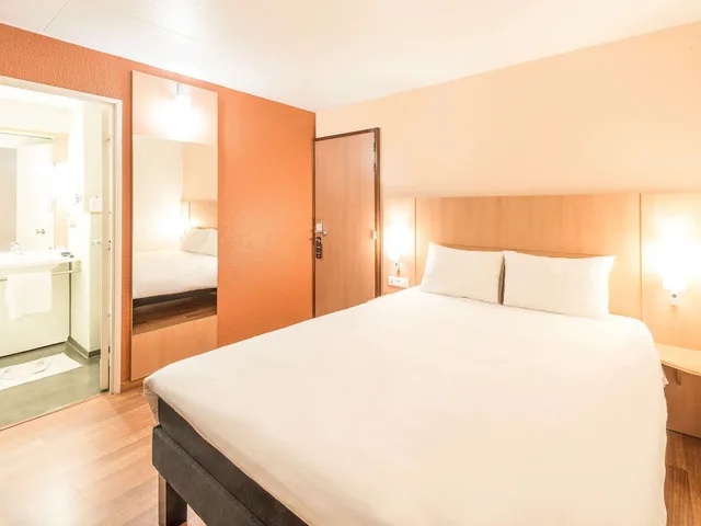 Standard, Double Bed, Ibis Limoges Centre 4/10