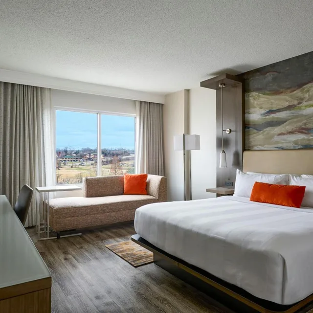 Room, King or Double Bed, Marriott Meadowview Conference Resort Convention Center 2/10
