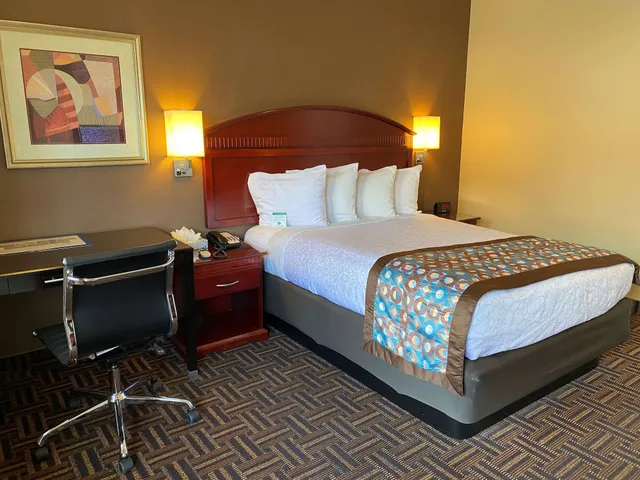 غرفة قياسية بسرير كوين لذوي الإعاقة، Best Western Pasadena Inn 3/4
