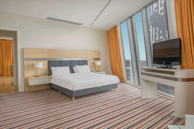 جناح عائلي بسرير كينج بإطلالة على البحر، RADISSON BLU HOTEL, BATUMI 1/5